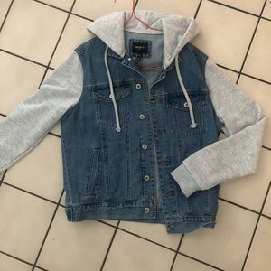 Forever 21 jean jacket men’s small